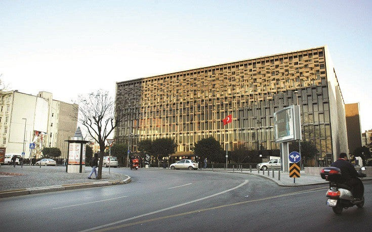 Ο Ερντογάν ξηλώνει πολιτιστικό κέντρο-σύμβολο του Κεμάλ Ατατούρκ στην πλατεία Ταξίμ